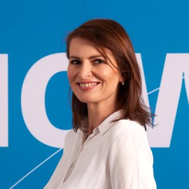 Profilove foto Alice Zapotocka - Marketingova reditelka Axians Czech Republic